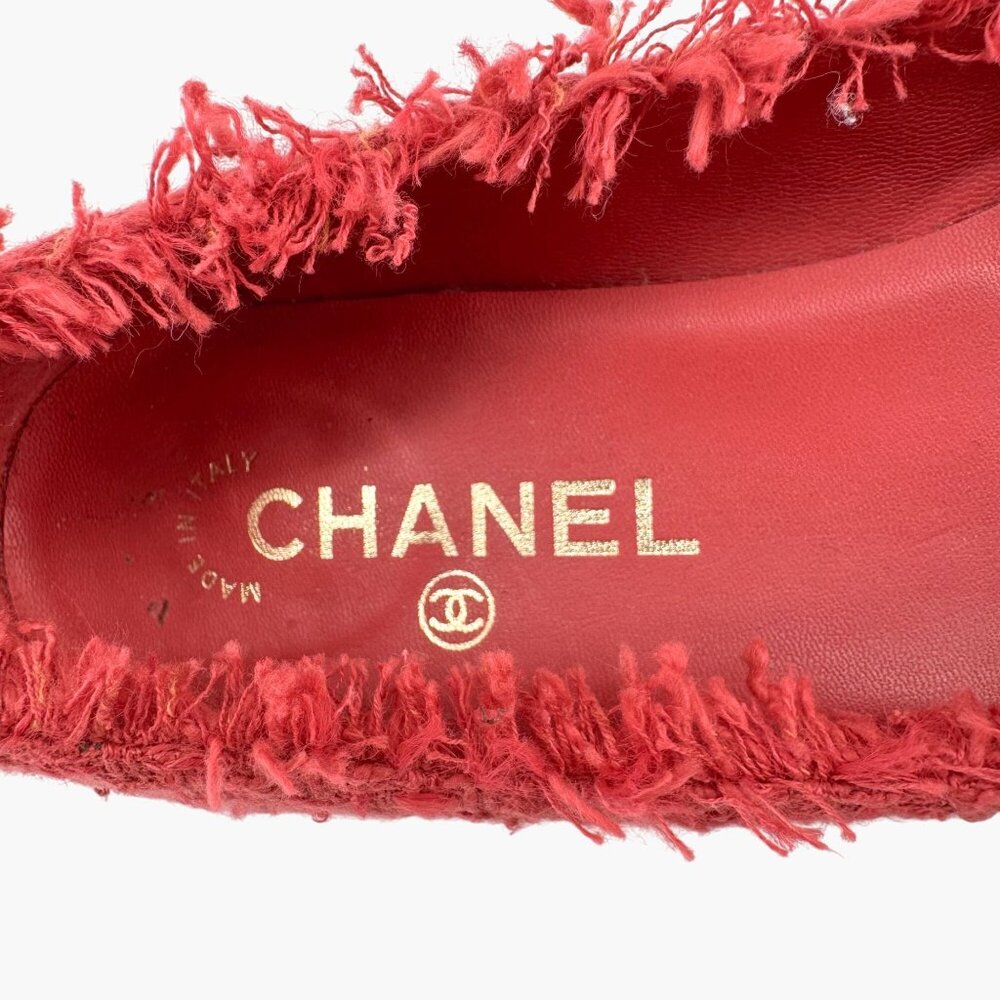 CHANEL Red Tweed Flats with Black Bow - Picture 15 of 15